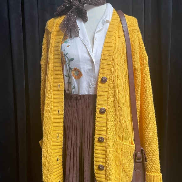 Hello Sun Outfit Bundle - Picture 2 of 13